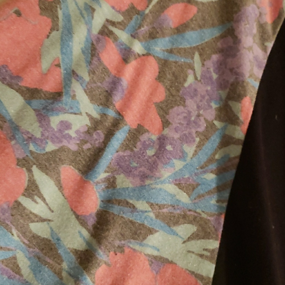 LulaRoe Randy - Picture 3 of 3